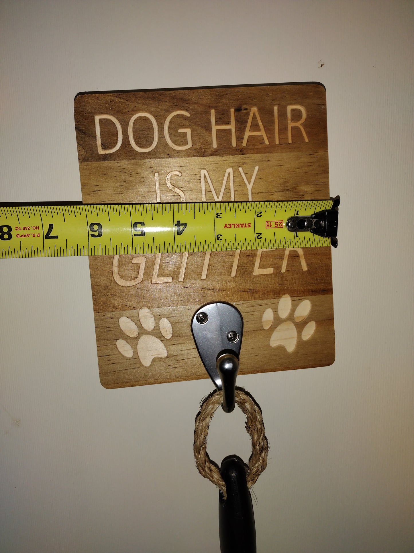 Dog glitter lint roller holder