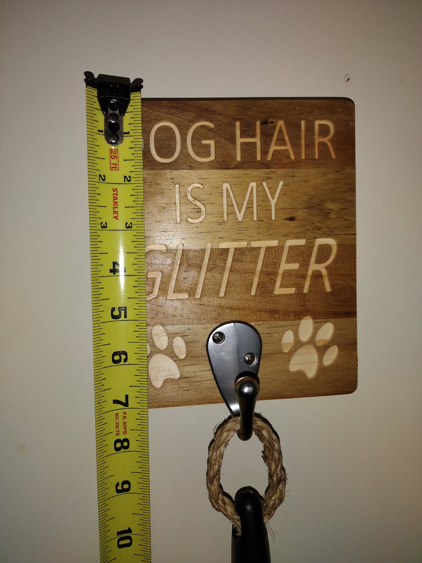 Dog glitter lint roller holder