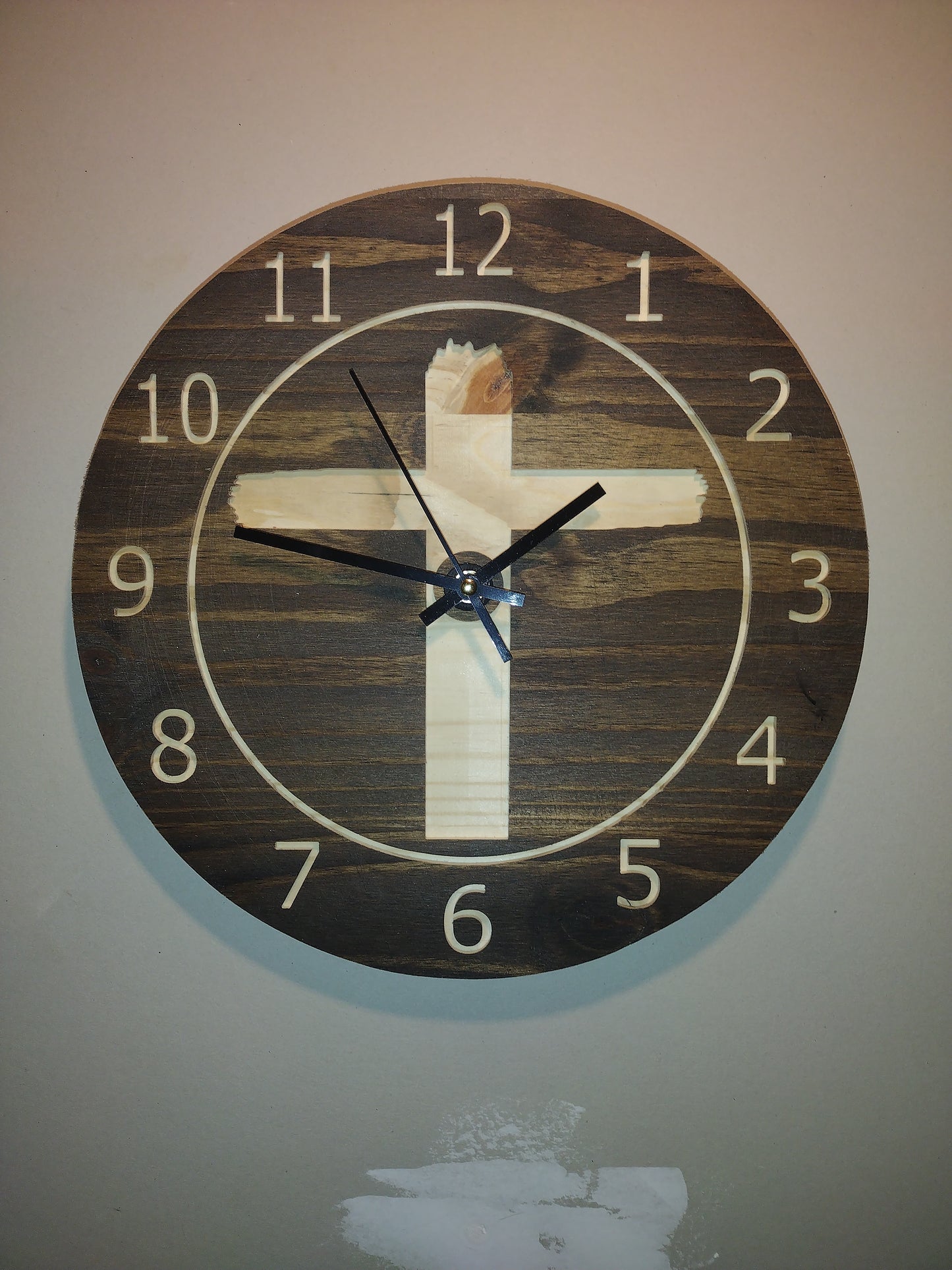 Cross clock