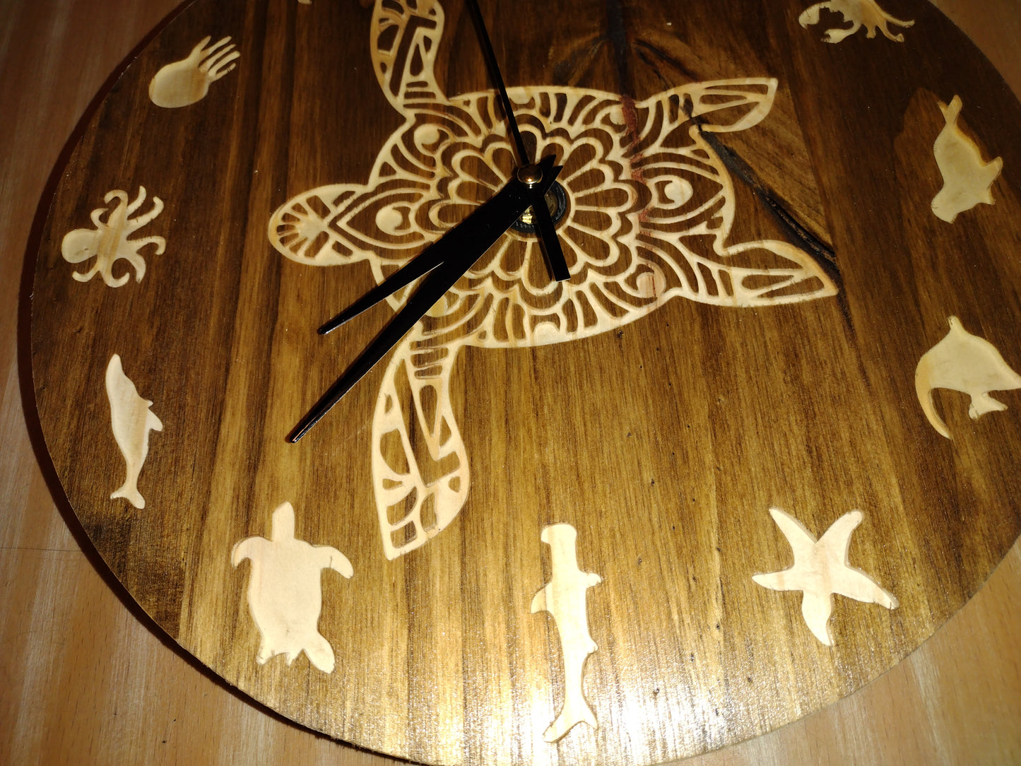 Tribal turtle analog clock