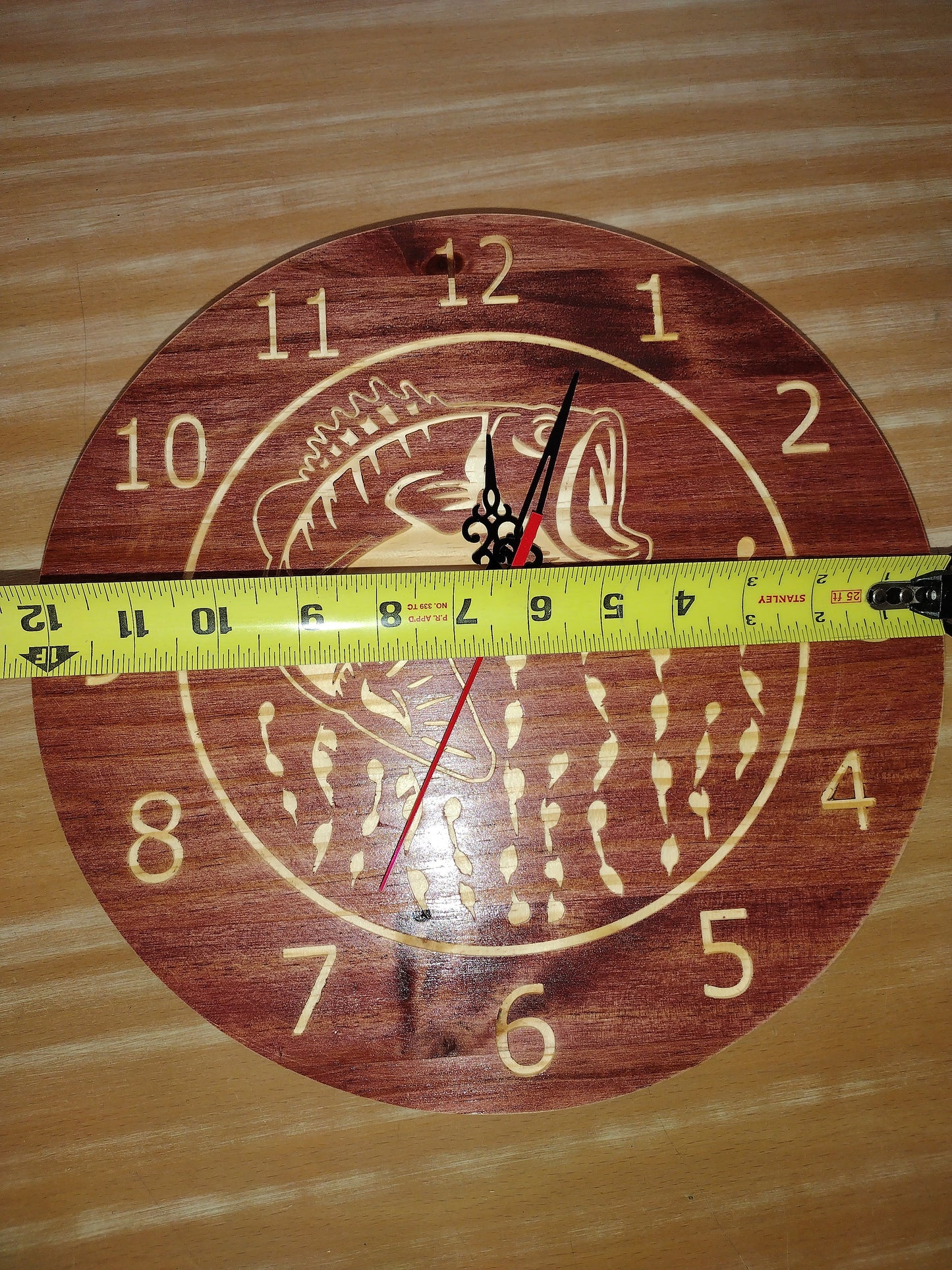 Bass fish clock