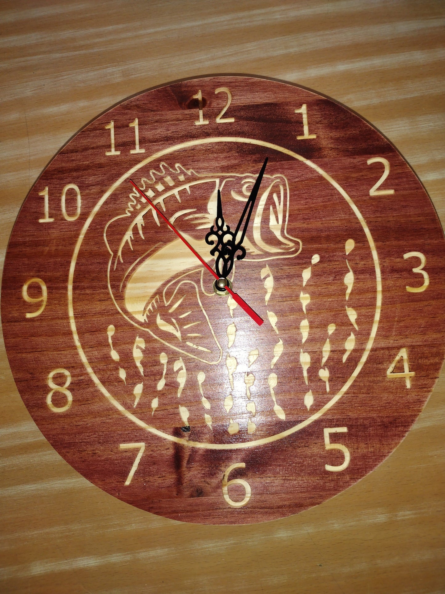 Bass fish clock